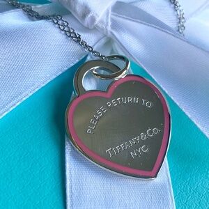 Tiffany & Co. New, Sterling Silver Pink Heart Outline necklace. Authentic.